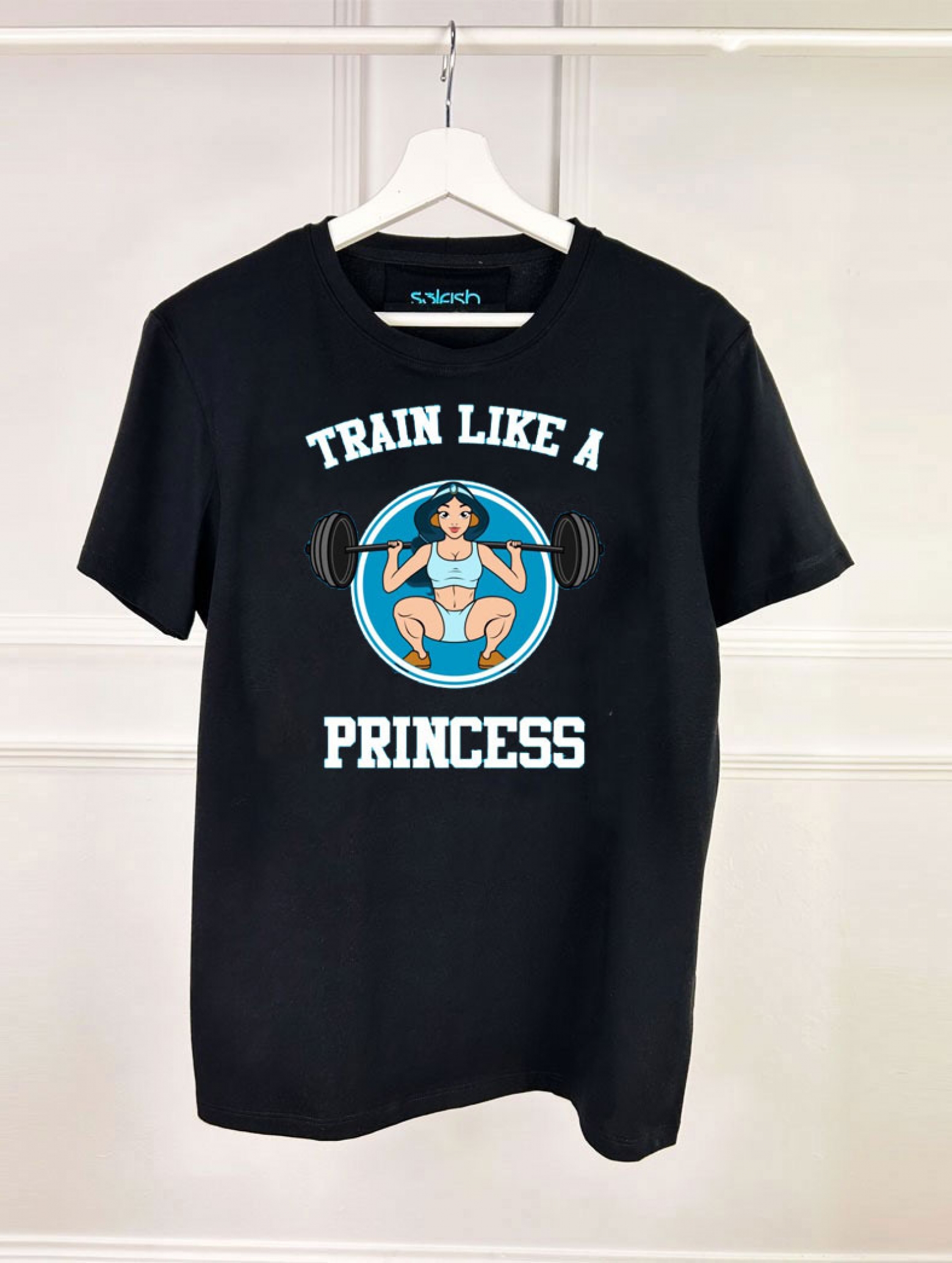 Широка тениска Train like a princess
