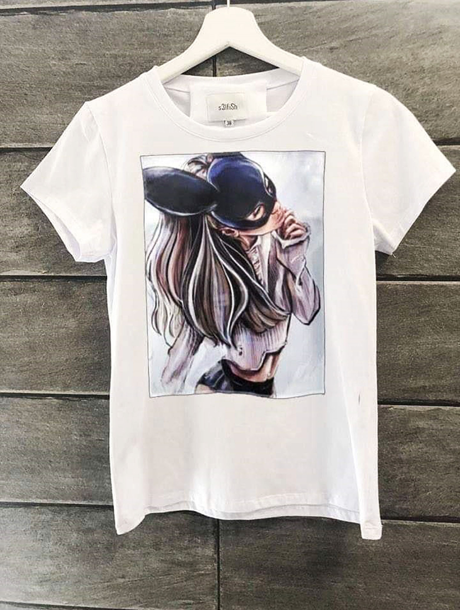 Дамска Тениска Ariana Pic
